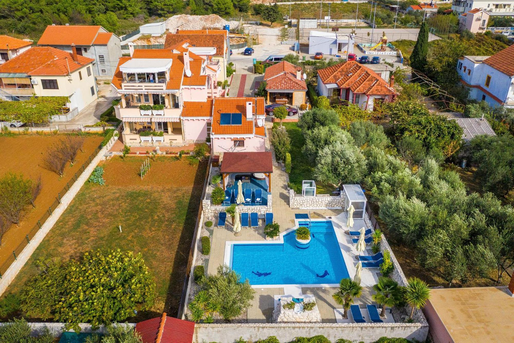 Villa Dalmatina Zadar Mit Pool Exterior photo