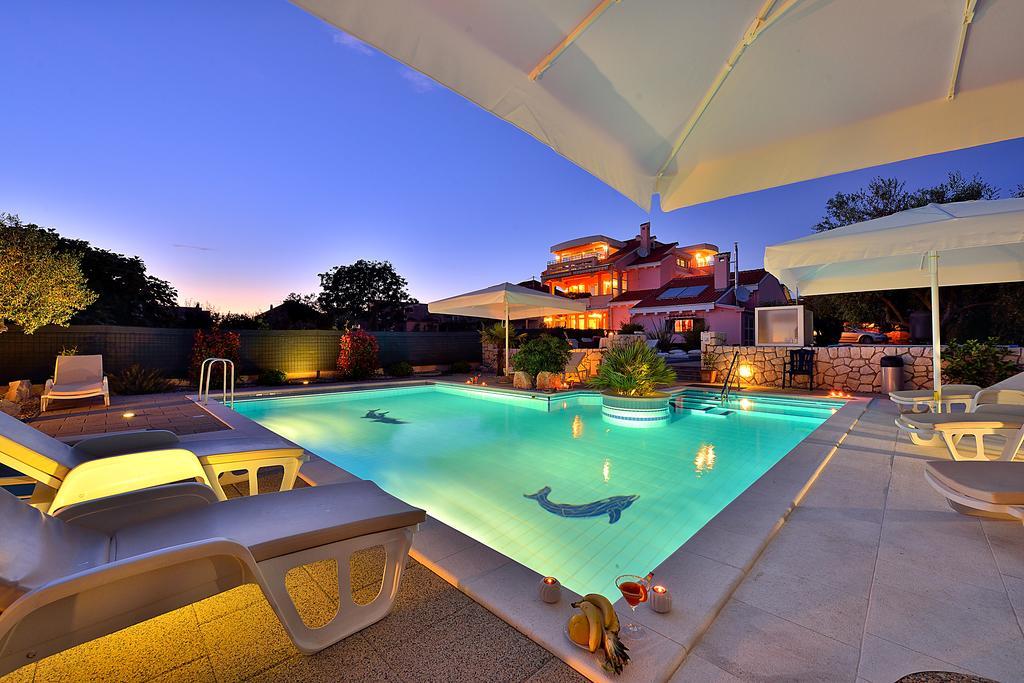 Villa Dalmatina Zadar Mit Pool Exterior photo